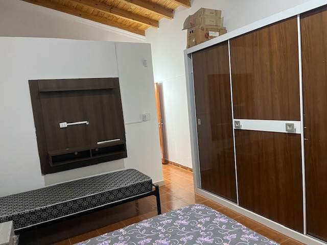 Casa con departamentos en contrafrente en venta, Trelew.