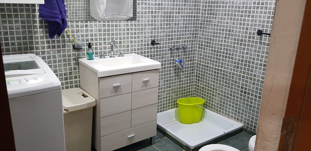 Casa en Rodaj Park: Un Encuentro entre la Naturaleza y la Conveniencia Urbana