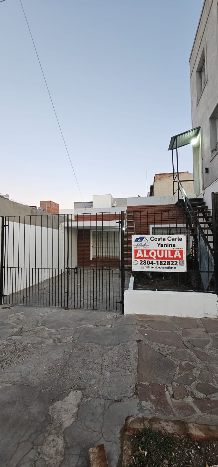 CASA EN ALQUILER PUERTO MADRYN