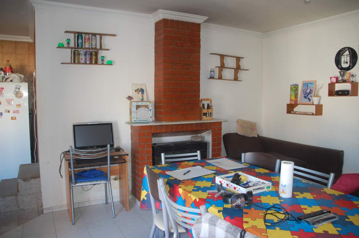 Casa  Dpto excelente ubicacion