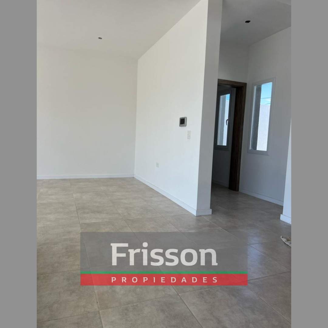 VENTA CASA A ESTRENAR BARRIO LAS MARGARITAS DOS