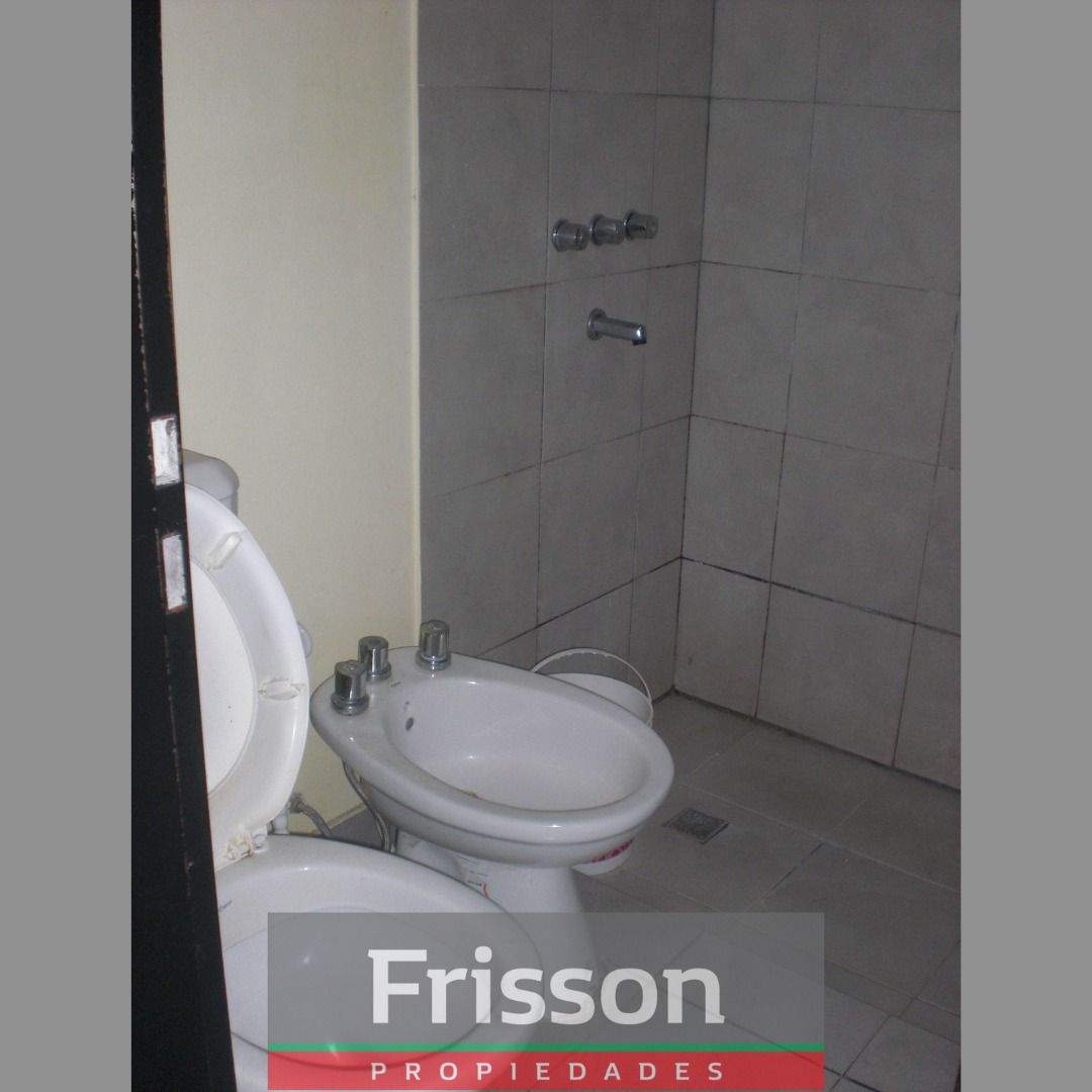 VENDO COMPLEJO DE DEPARTAMENTOS