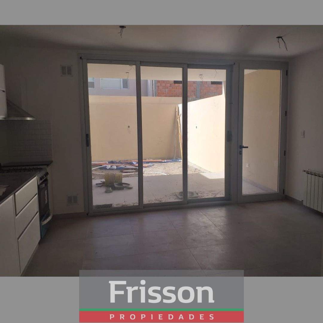 VENDO DUPLEX PLAYA UNION