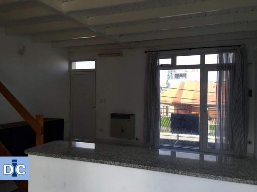 Casa y dos Duplex con vista al Mar.