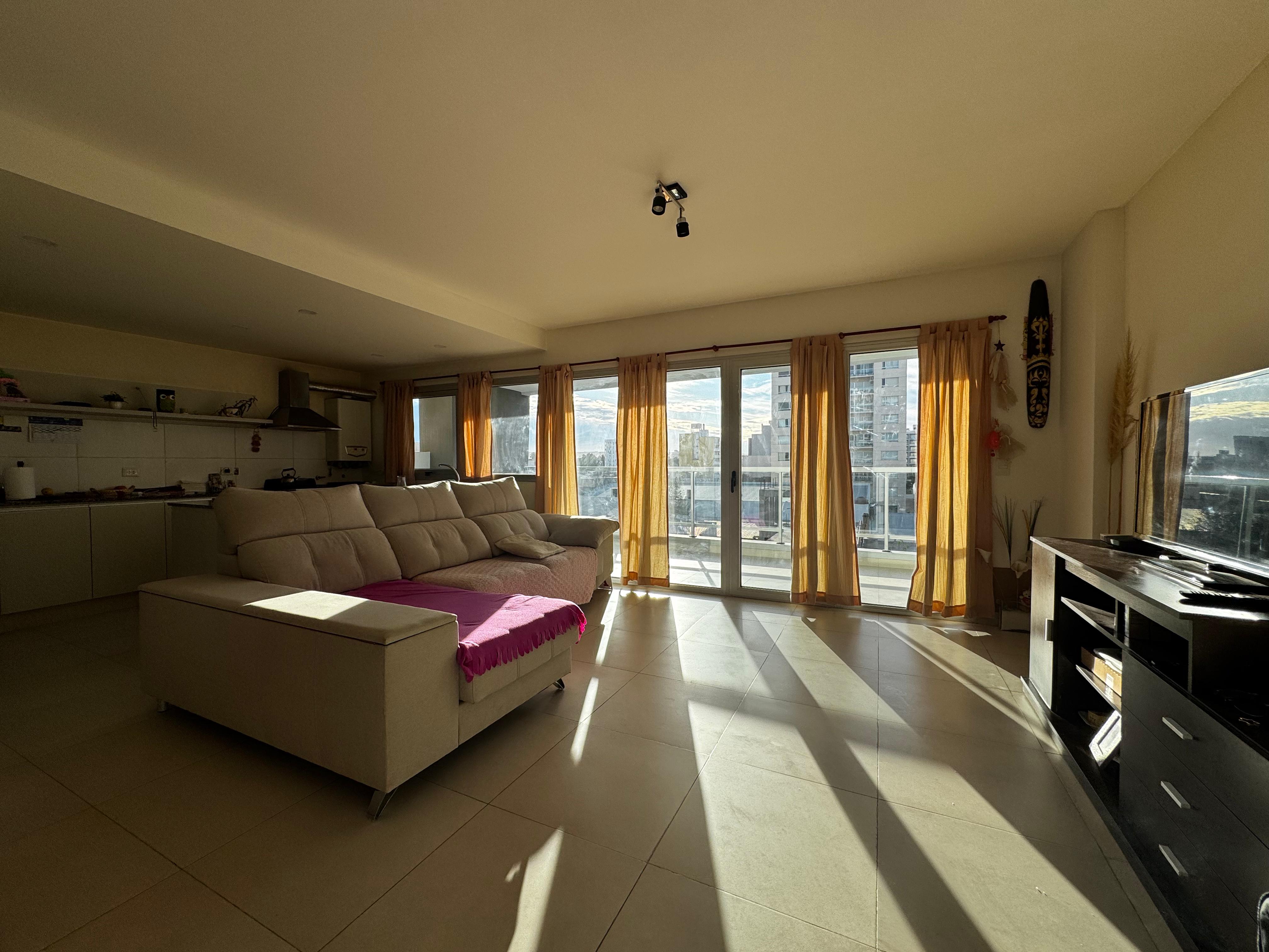 Hermoso departamento a metros del mar