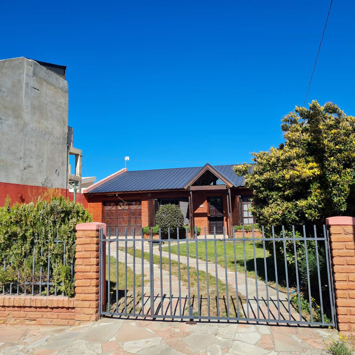 CASA EN VENTA 3 DORMITORIOS RADA TILLY