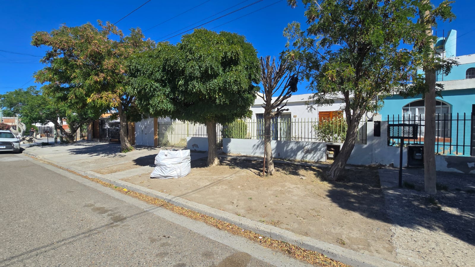 CASA EN VENTA 3 DORMITORIOS JUAN XXIII