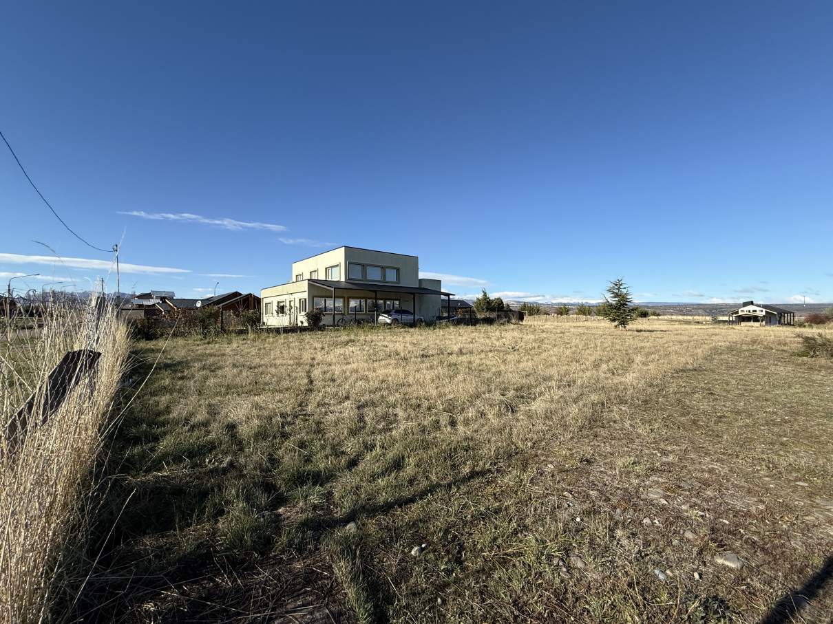TERRENO EN TREVELIN EN VENTA