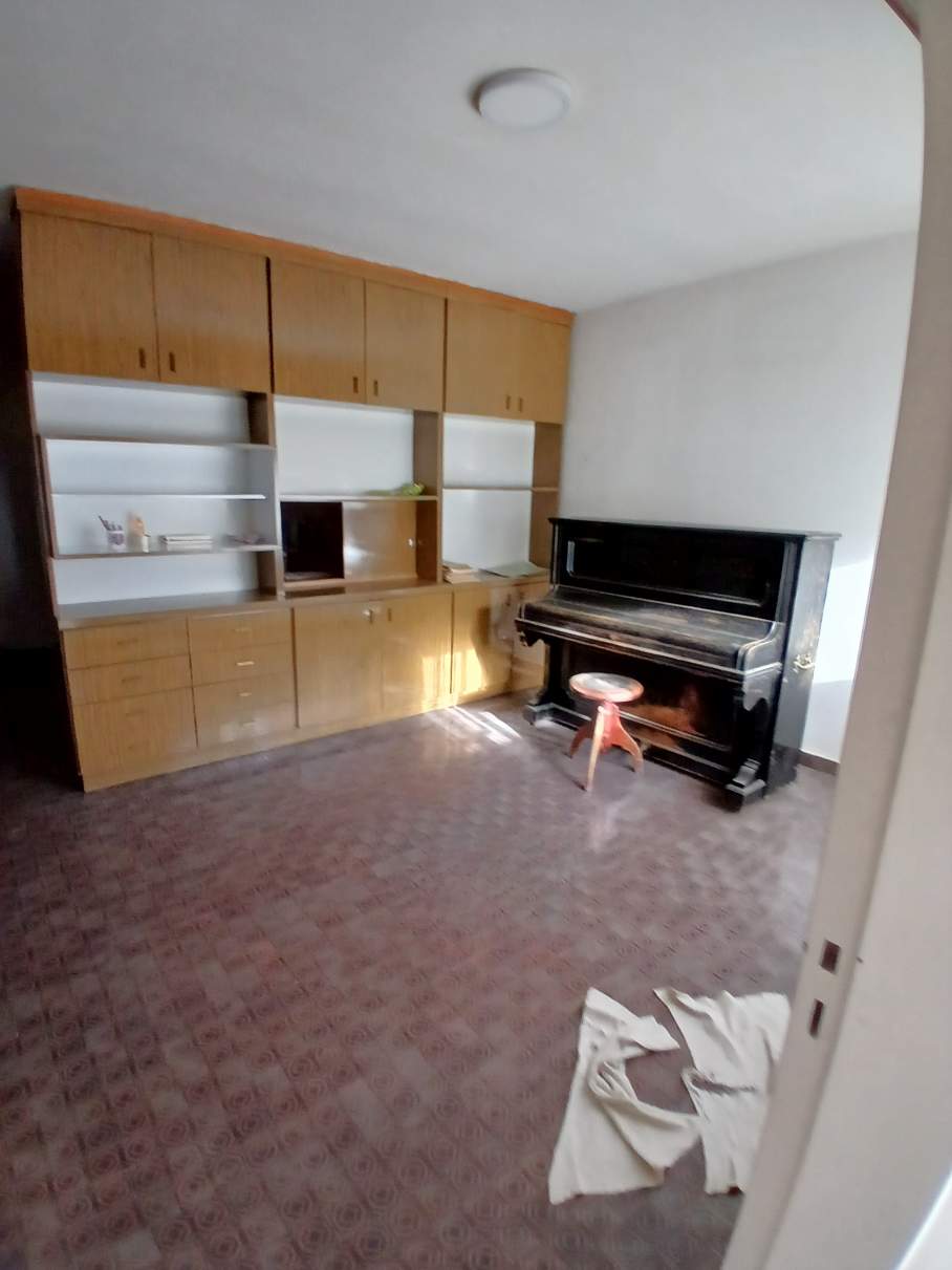 VENTA - CASA CON CONSULTORIO - DOLAVON