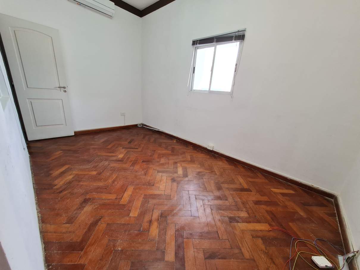 OFICINA EN VENTA APTA CREDITO