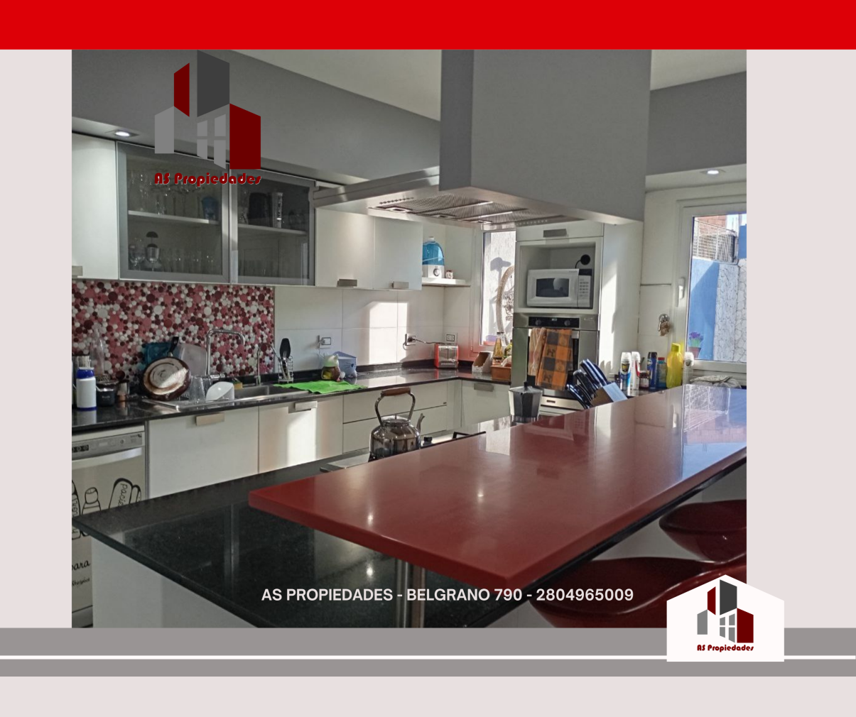 HERMOSA CASA EN DOS PLANTAS EN PLAYA UNION