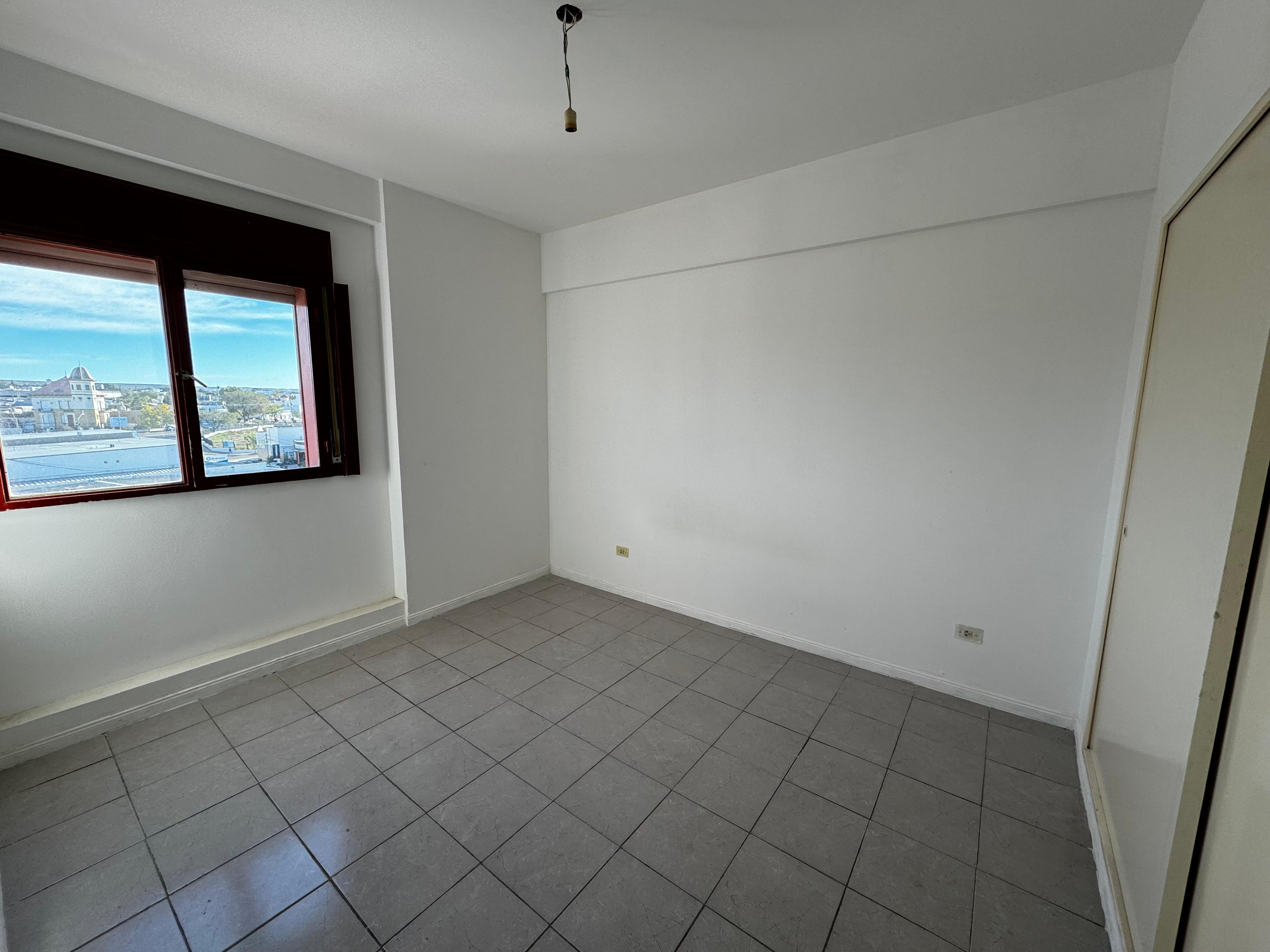 Oportunidad departamento de 2 dormitorios con exelente vista