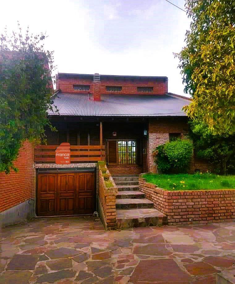 Casa en barrio Padre Juan,Trelew