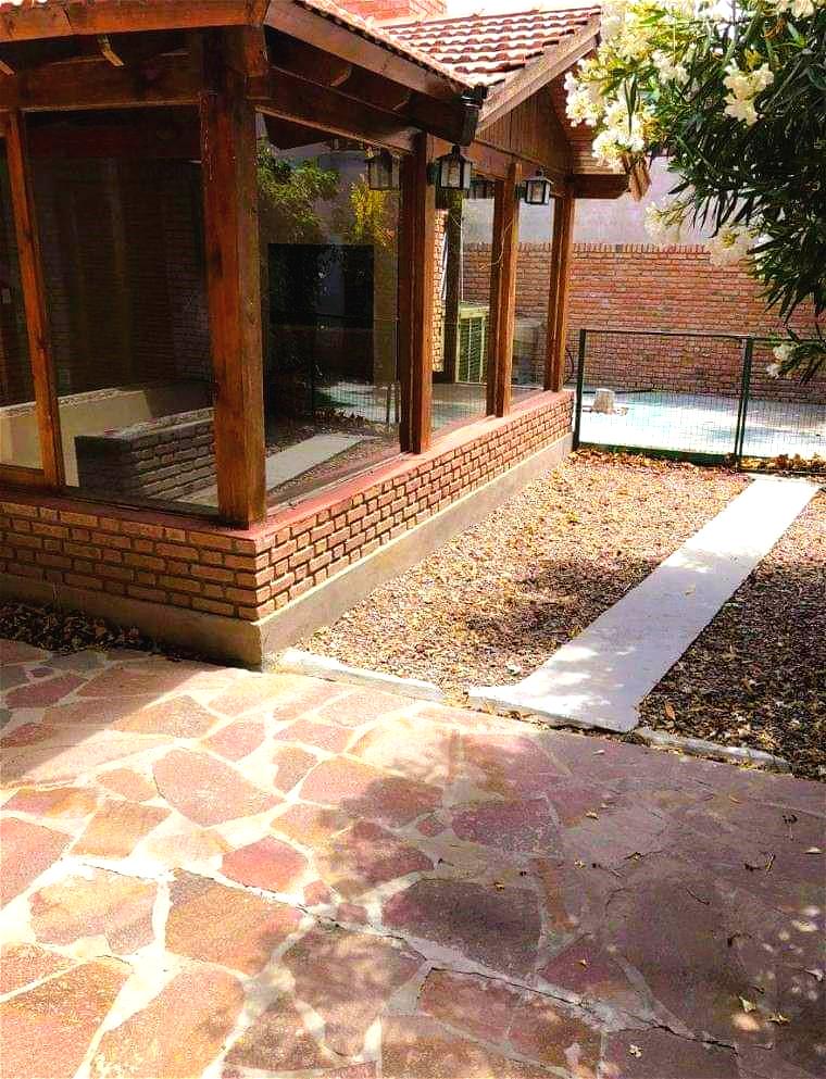 Casa en barrio Padre Juan,Trelew