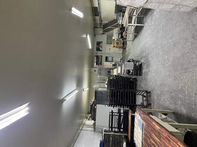 Galpón con local comercial en venta, Trelew.