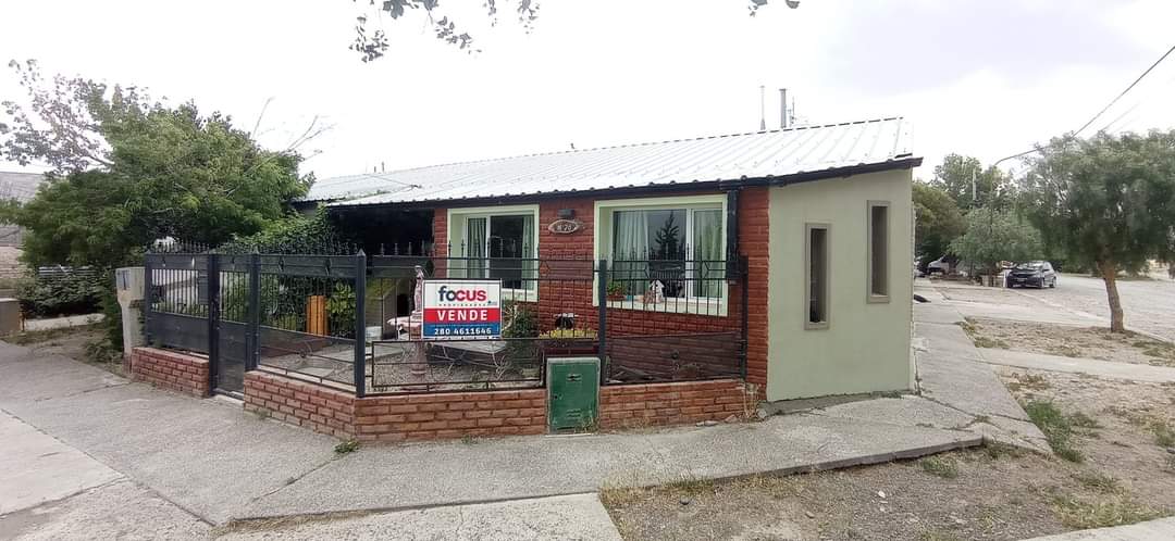 CASA de 3 DORMITORIOS - RAWSON