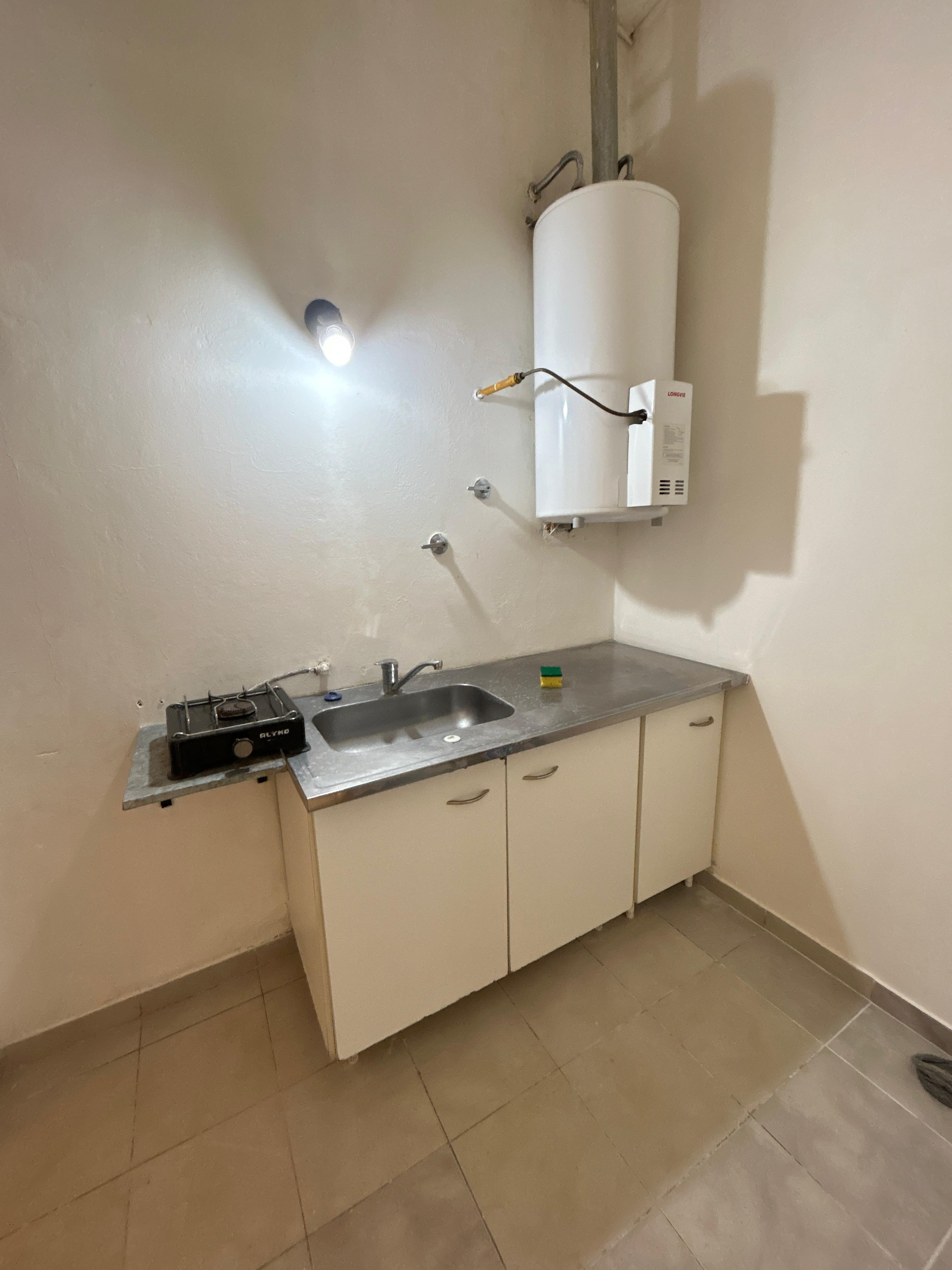 OPORTUNIDAD - LOCAL 125M2 EN ZONA COMERCIAL