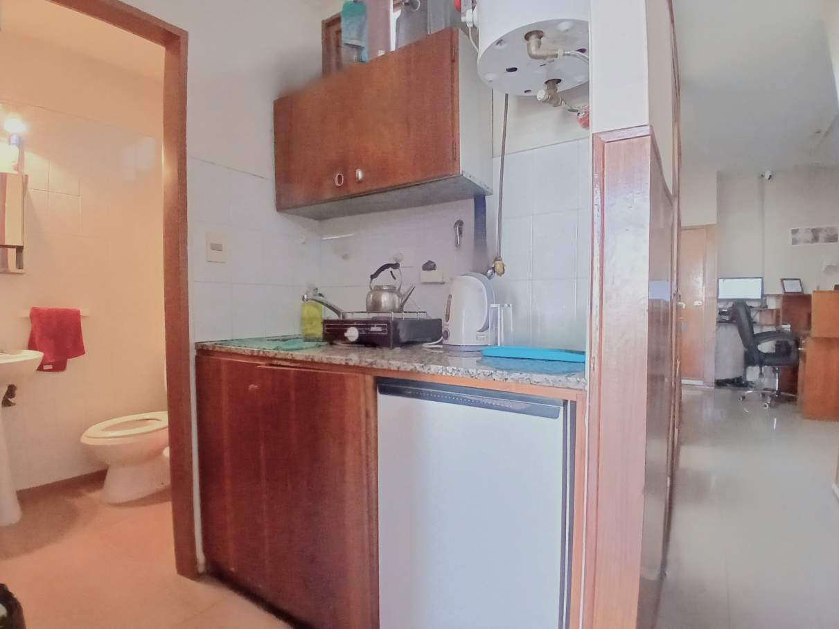 VENTA - OFICINA 154 m2 - TRELEW