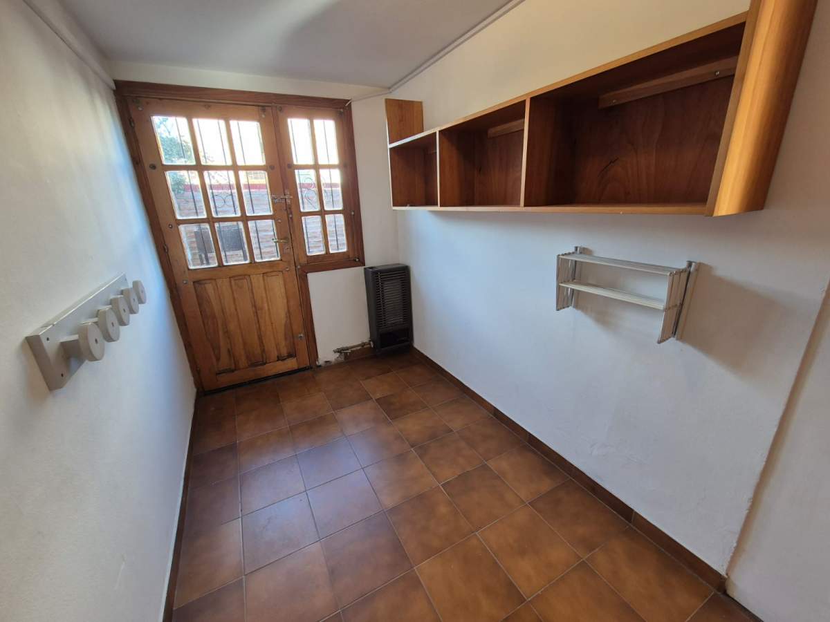 Casa centrica de dos dormitorios y dos baños