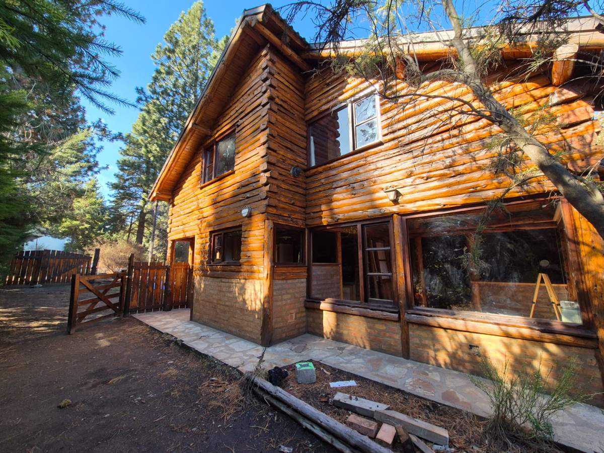 Venta de Casa 3 DORMITORIOS en Villa Ayelen, Esquel