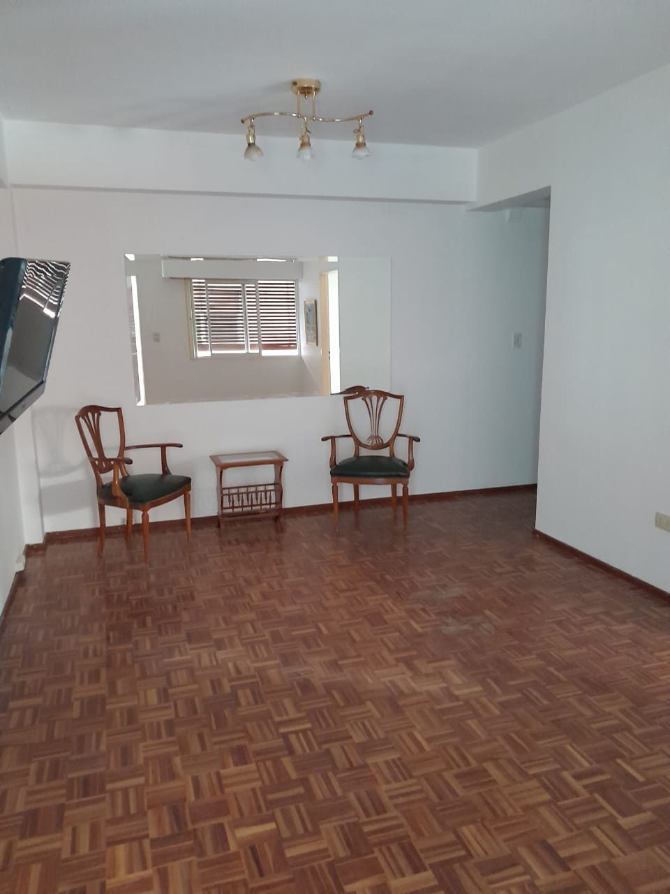 Venta hermoso Departamento de 4 ambientes en centro de Trelew