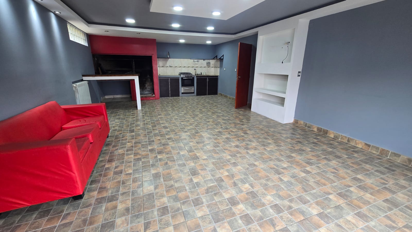 CASA EN ALQUILER 3 DORM. B SAAVEDRA