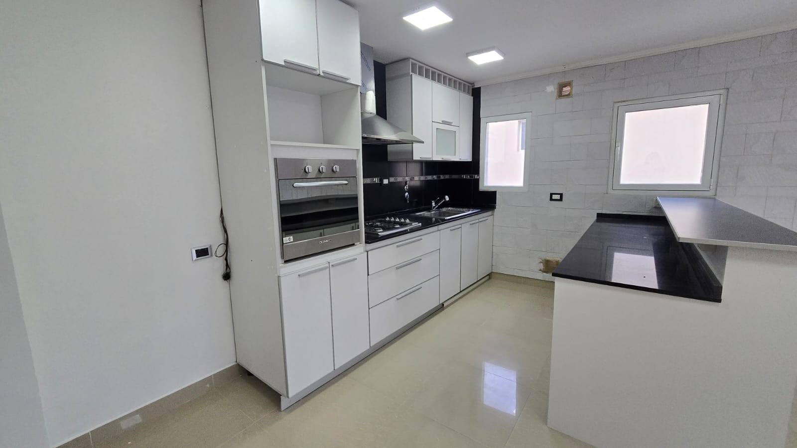 CASA EN ALQUILER 3 DORM. B SAAVEDRA