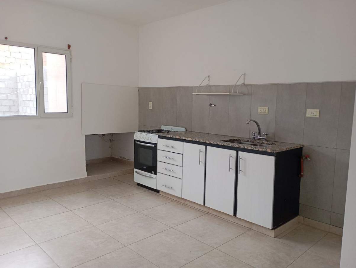 SE ALQUILA HERMOSO DUPLEX EN PLAYA UNION!