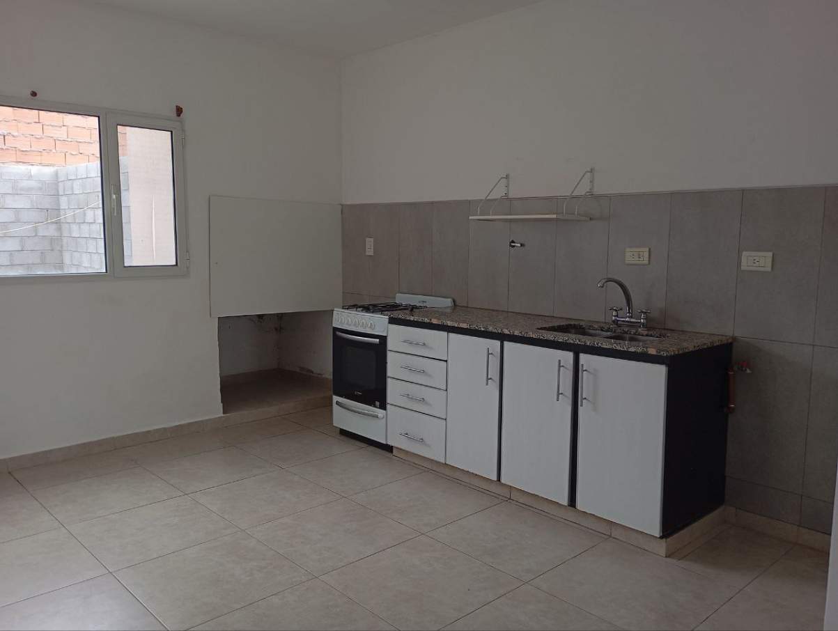 SE ALQUILA HERMOSO DUPLEX EN PLAYA UNION!