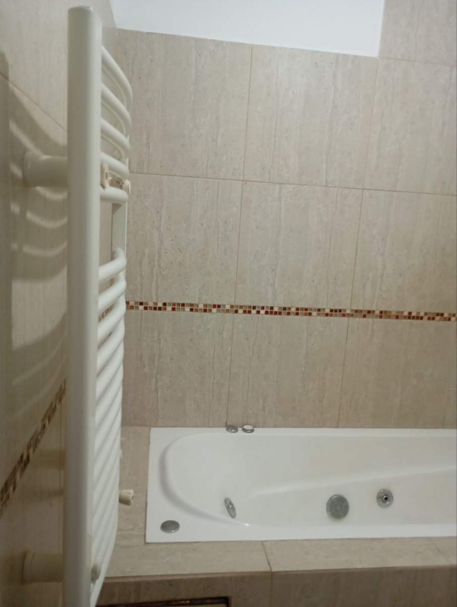 SE ALQUILA HERMOSO DUPLEX EN PLAYA UNION!