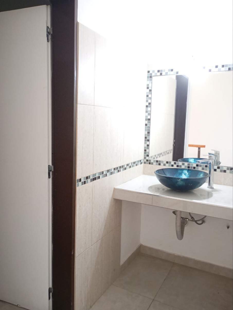 SE ALQUILA HERMOSO DUPLEX EN PLAYA UNION!