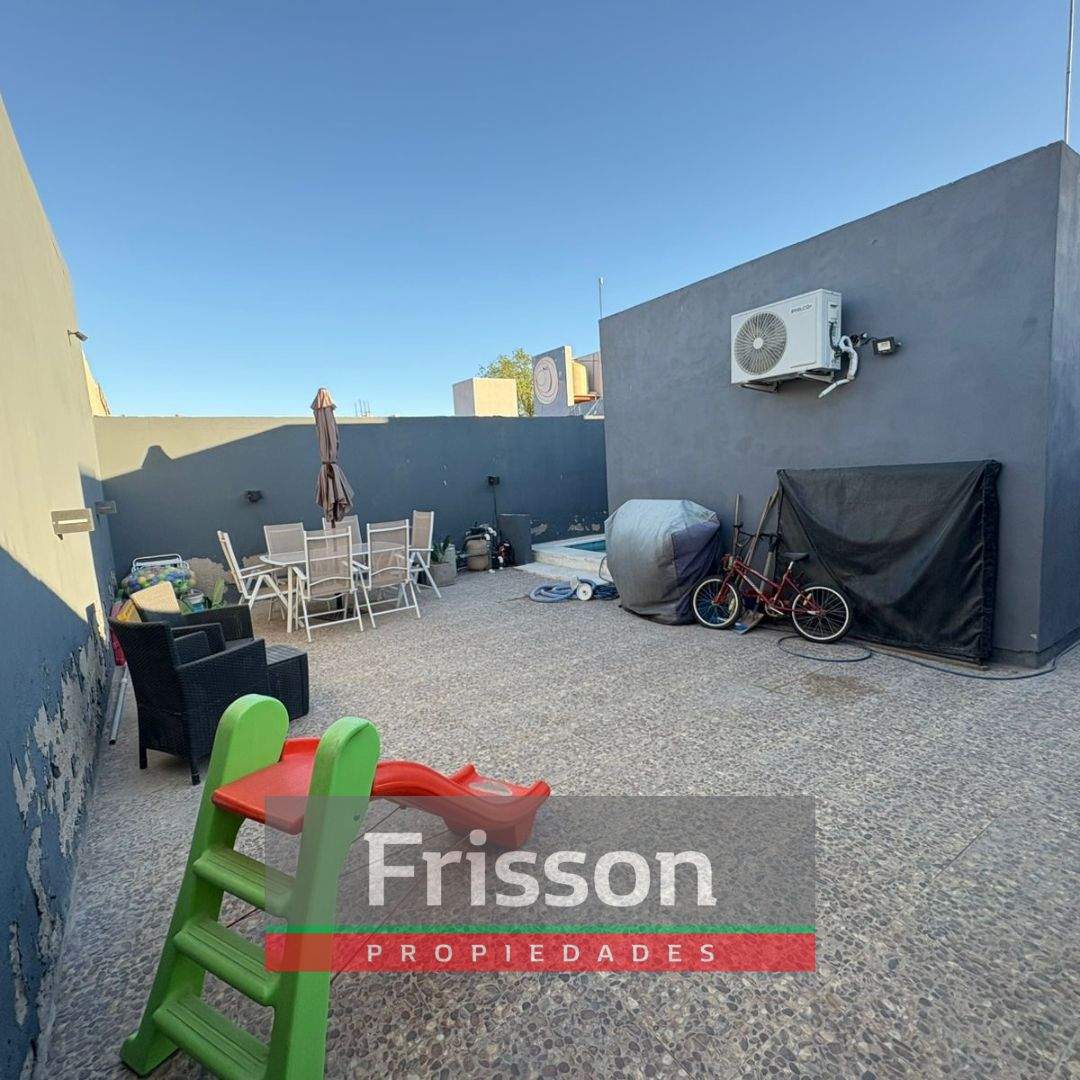 VENTA  Casa - Trelew