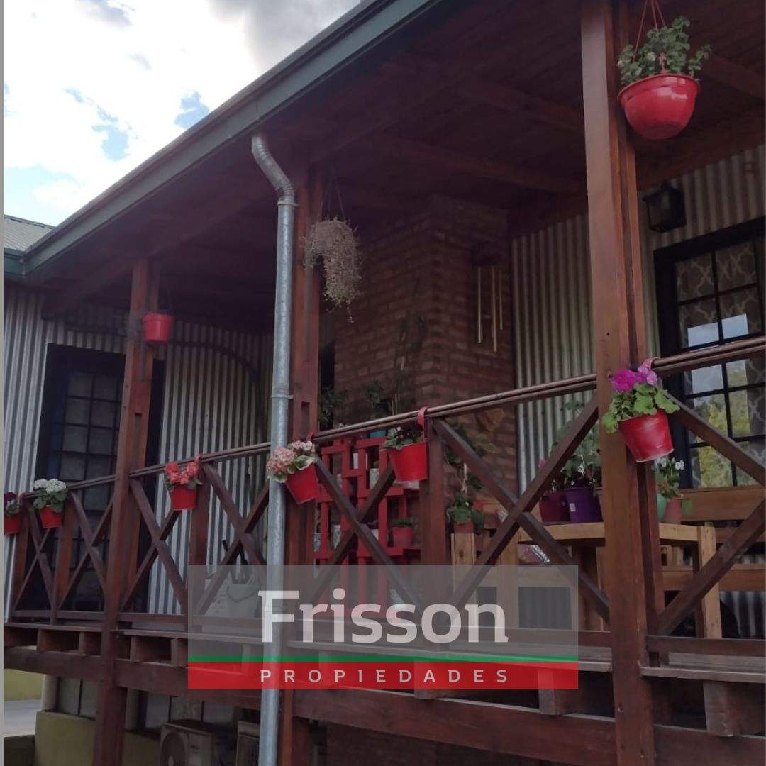 VENTA  Casa - Gaiman Con costa de canal