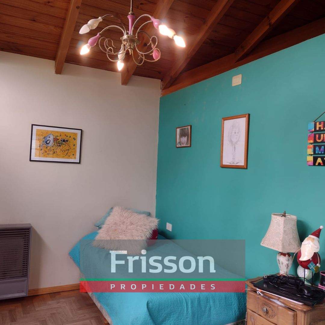 VENTA  Casa - Gaiman Con costa de canal