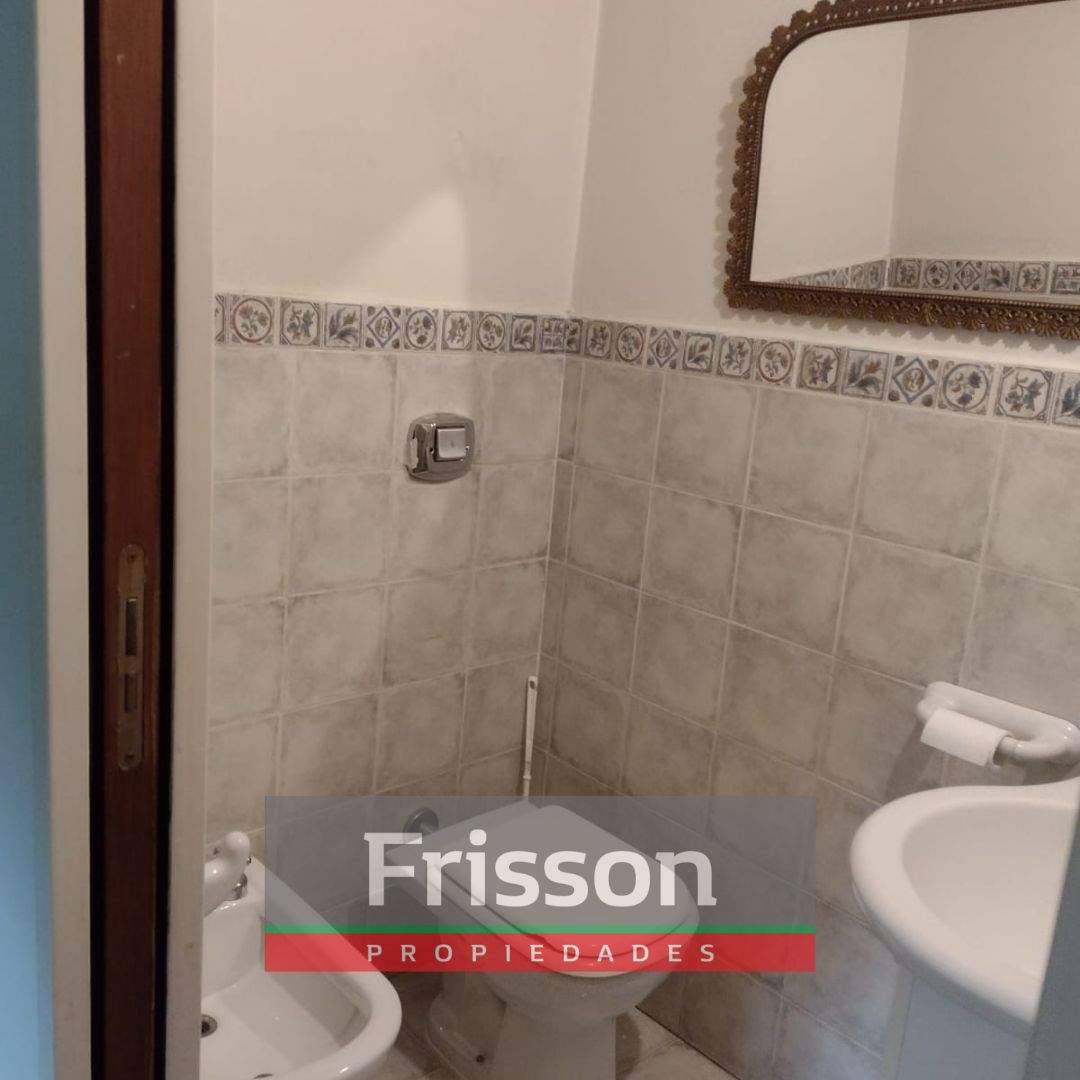 VENTA  Casa - Gaiman Con costa de canal