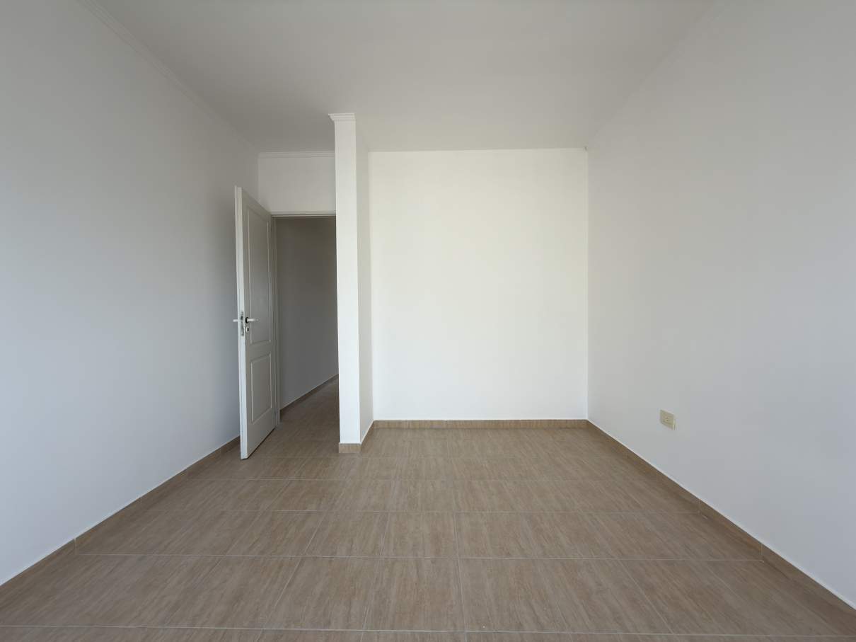 Oportunidad amplio duplex de 2 dormitorios