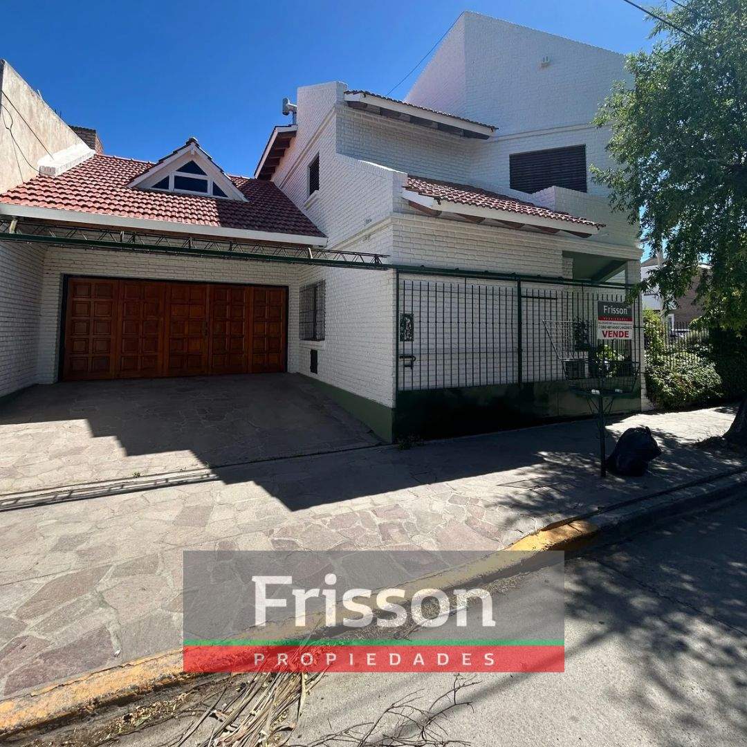 VENTA  Casa - Trelew