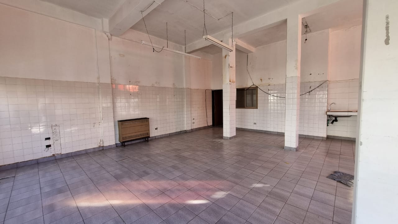 Local en centro de Trelew