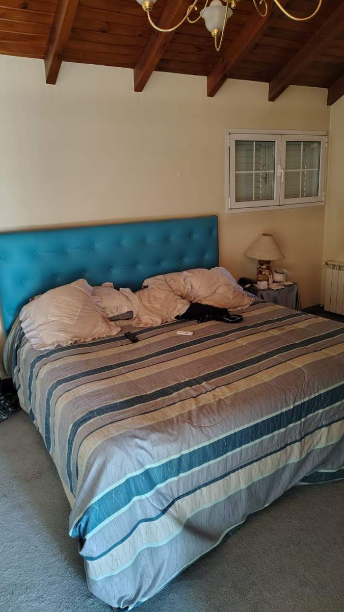 Triplex en venta  Cabot y Mitre Amplio y luminoso triplex de tres plantas, ubicado en la zona de Cabot y Mitre.