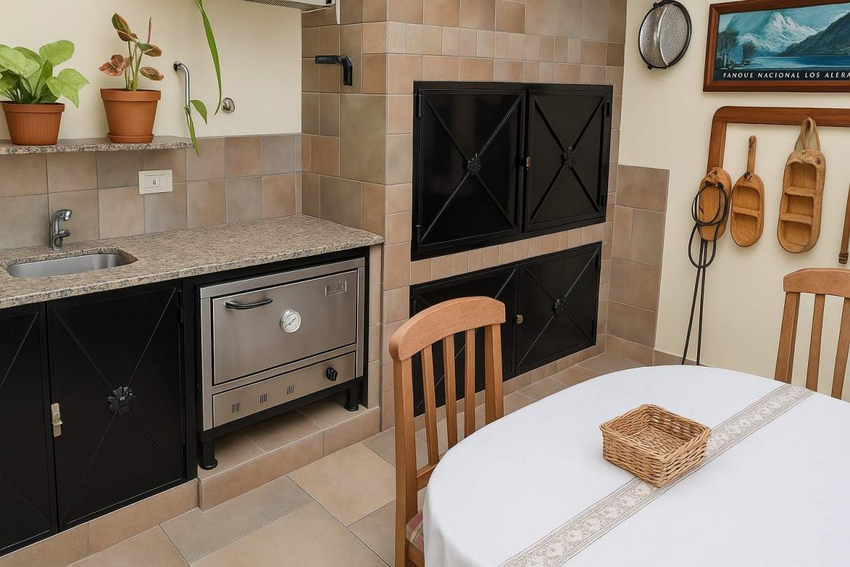 Triplex en venta  Cabot y Mitre Amplio y luminoso triplex de tres plantas, ubicado en la zona de Cabot y Mitre.