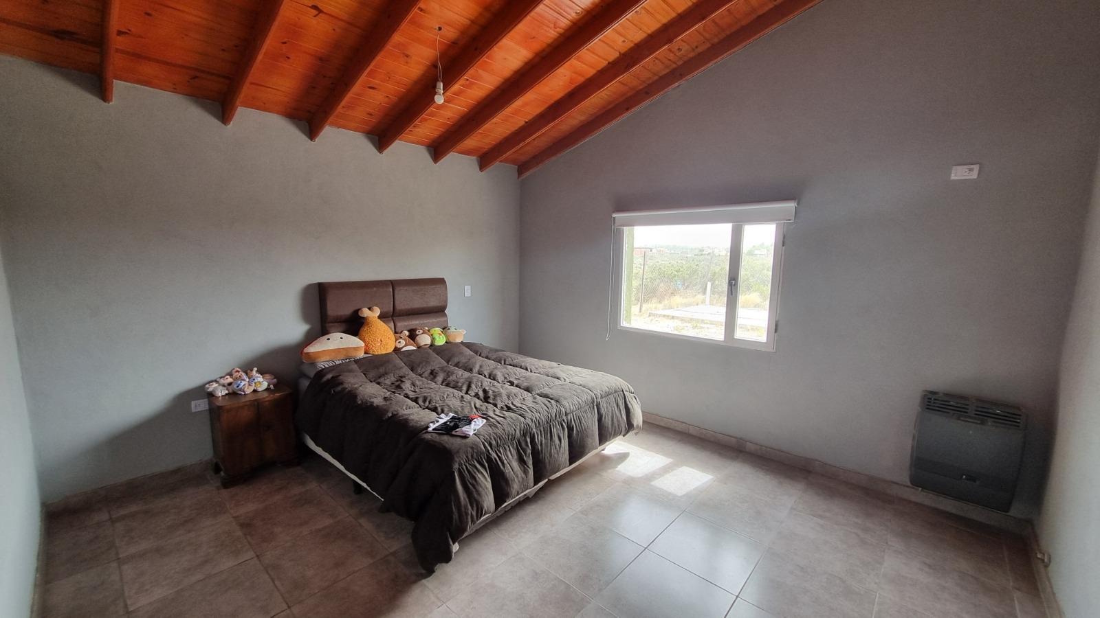 Venta de amplia casa Gaiman