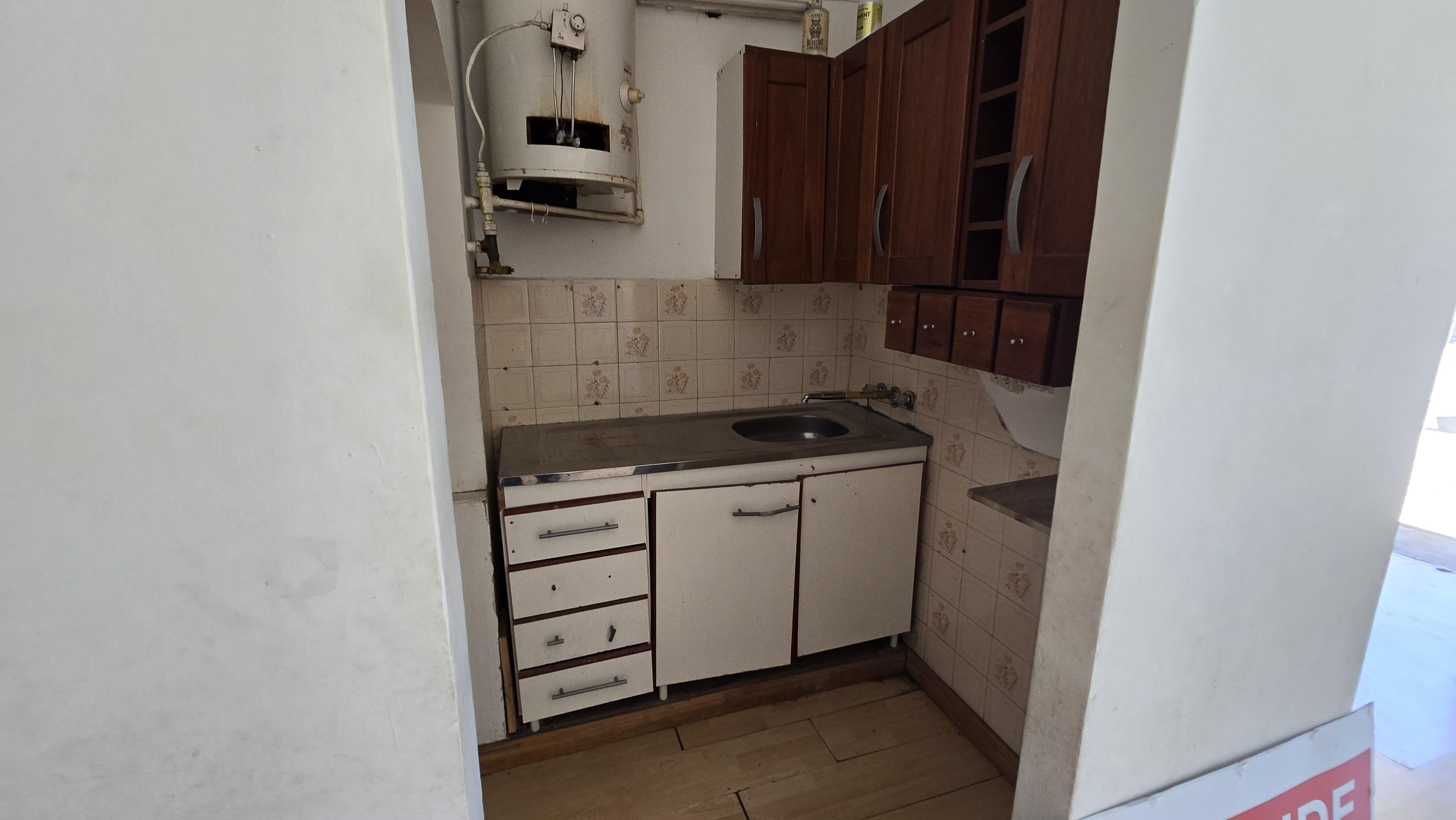 LOCAL EN VENTA BARRIO PUEYRREDON