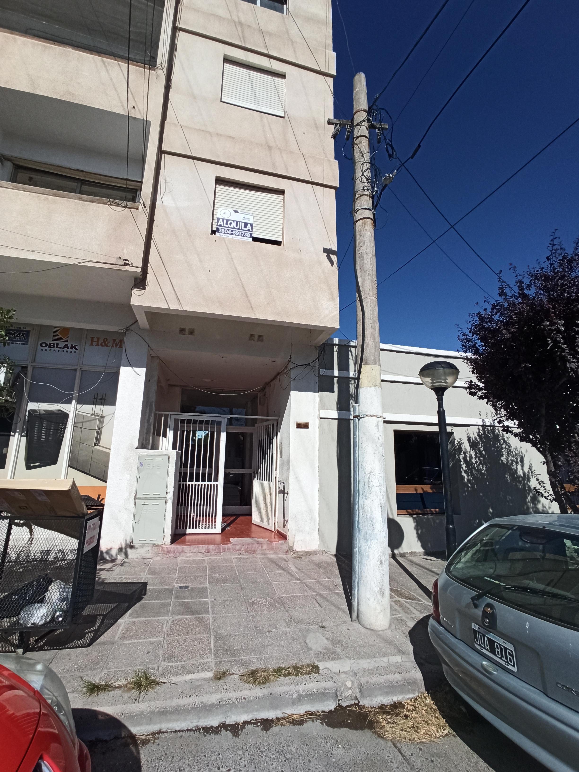 Departamento en venta 1 dormitorio con balcón. Centro-Trelew