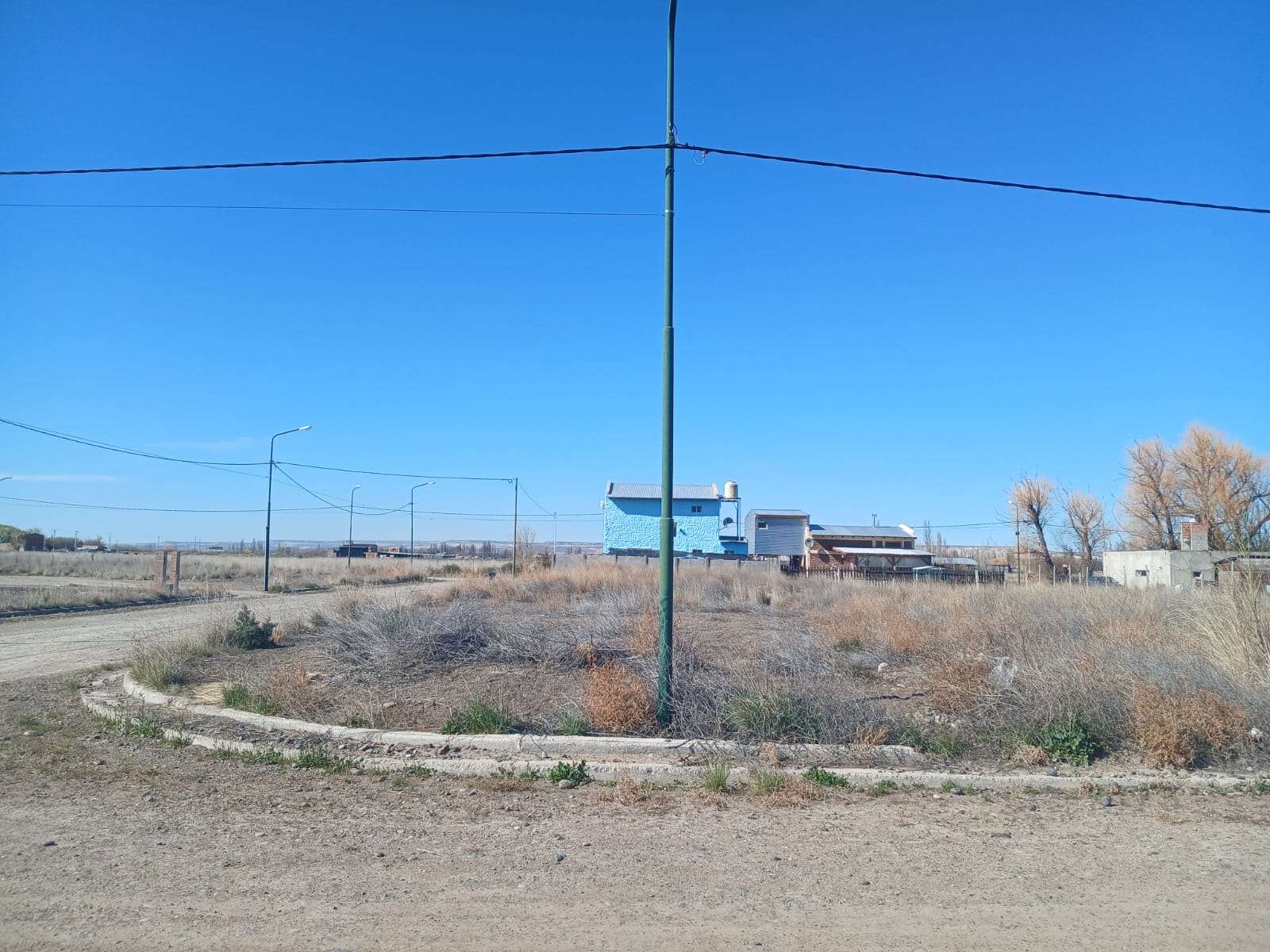 Terreno en Esquina Barrio Solar II
