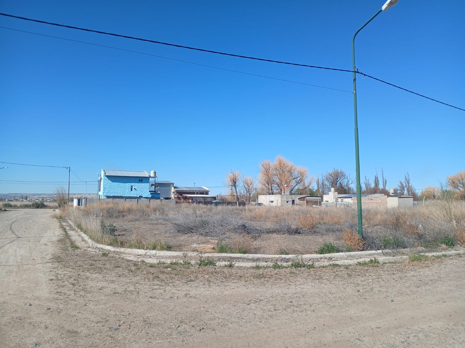 Terreno en Esquina Barrio Solar II