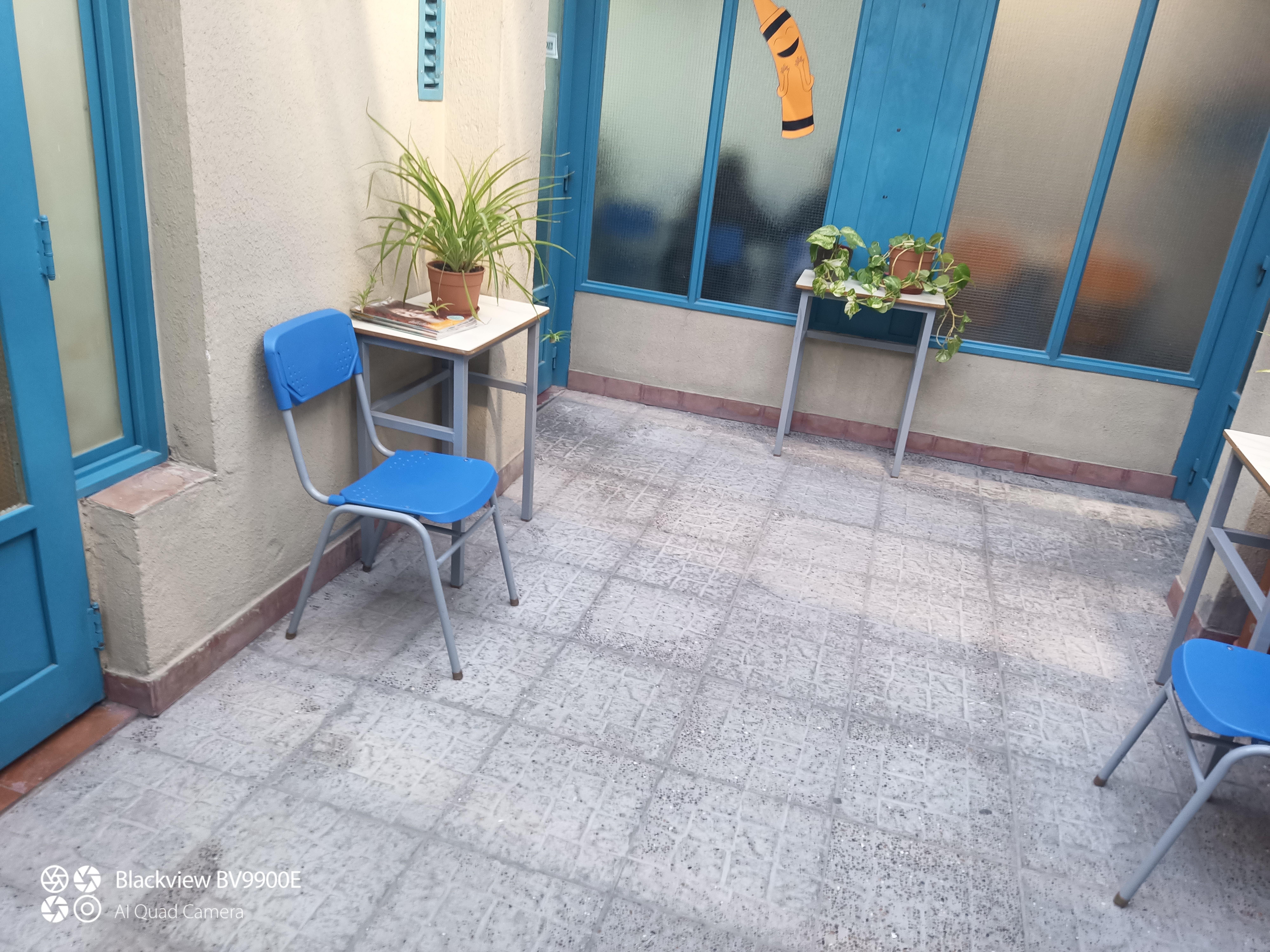 EDIFICIO PARA AULAS OFICINA O CONSULTORIO