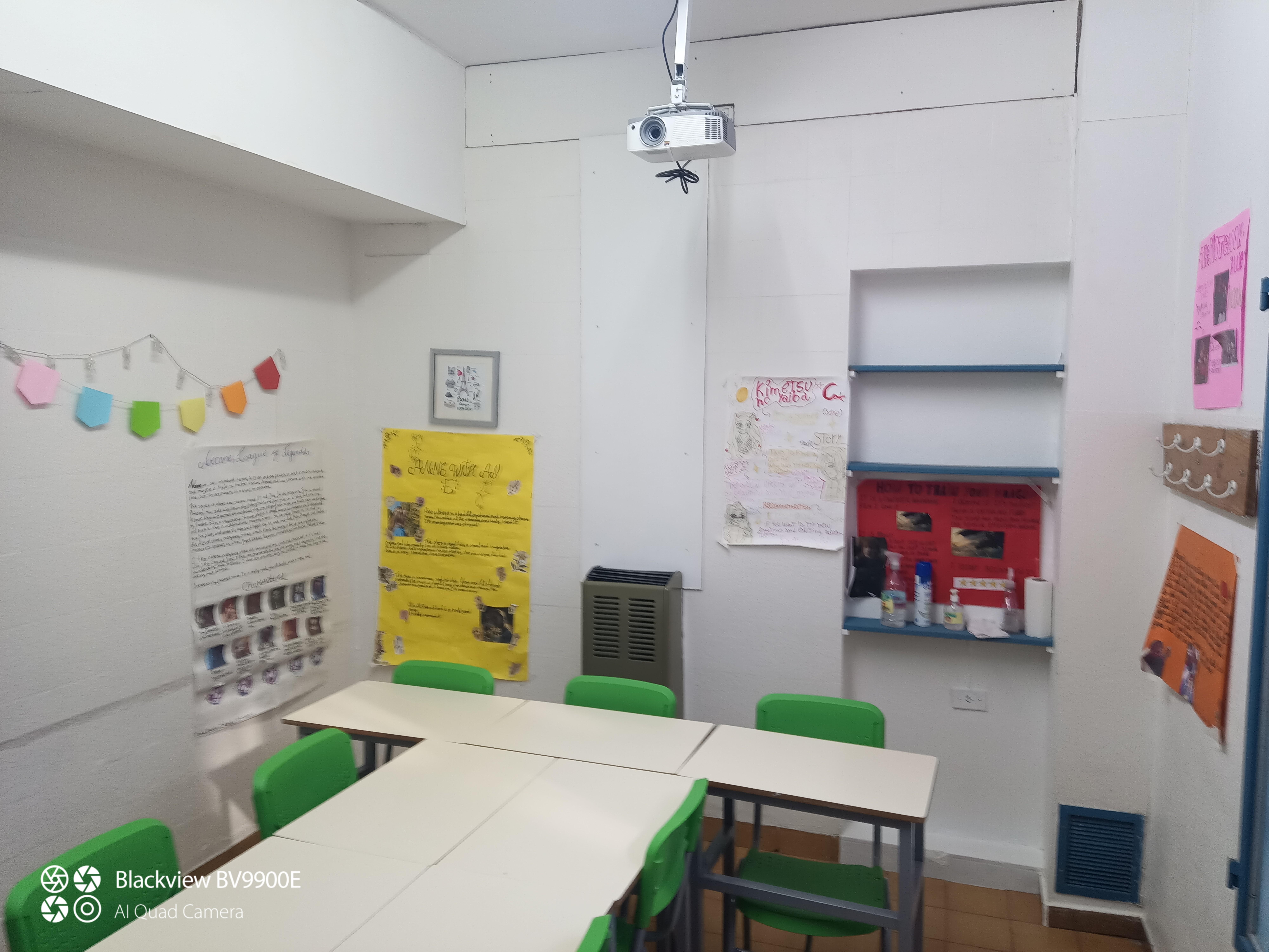 EDIFICIO PARA AULAS OFICINA O CONSULTORIO