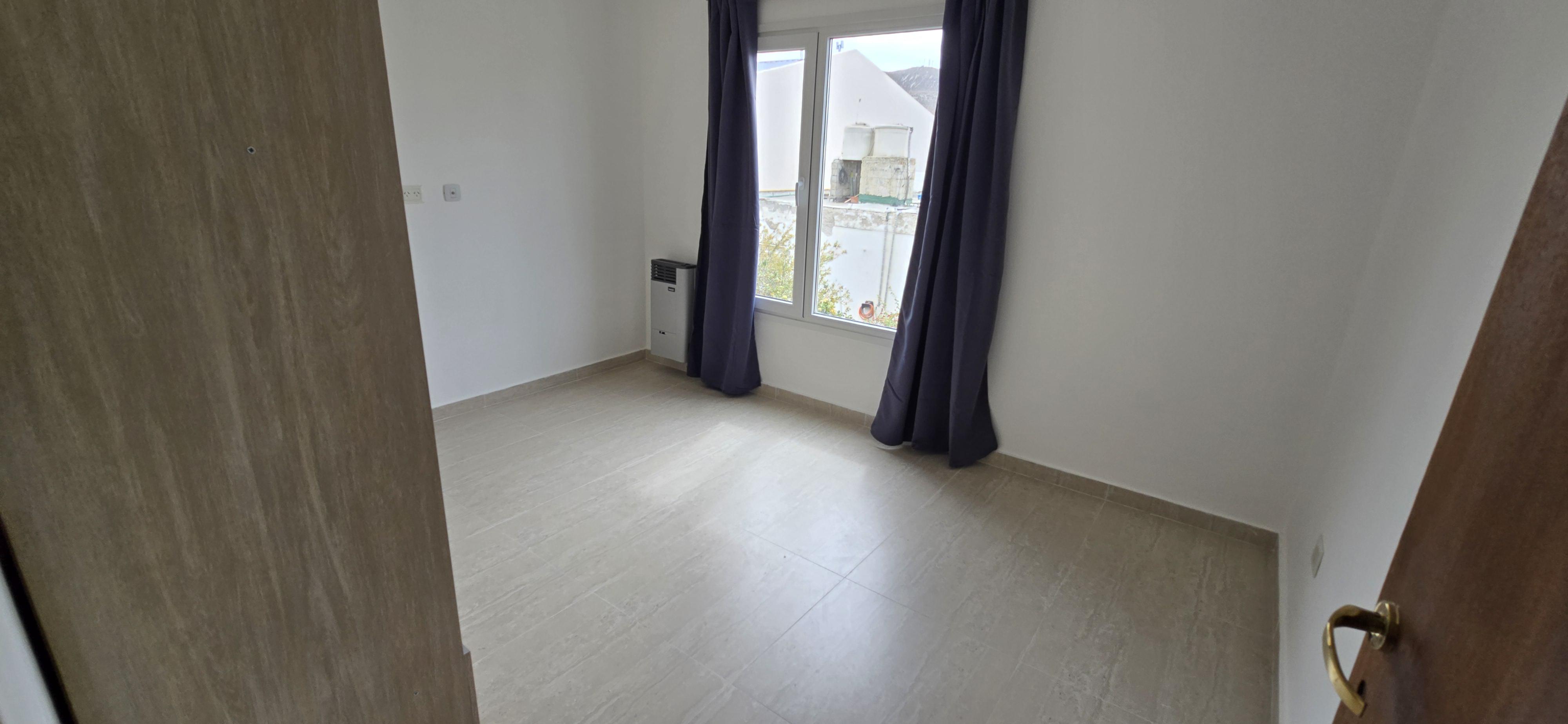 DUPLEX 2 DORM EN ALQUILER INTERNO BROCA
