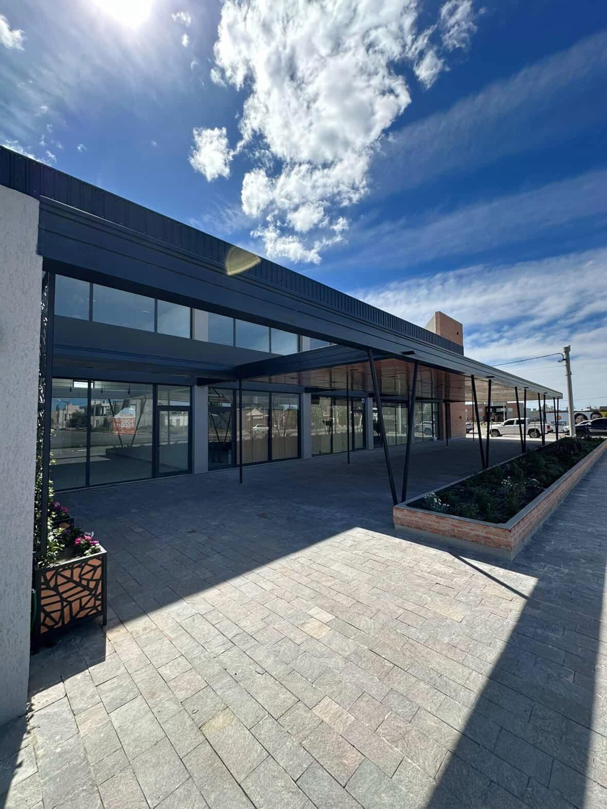 Local Paseo del Valle en Portugal y Murga