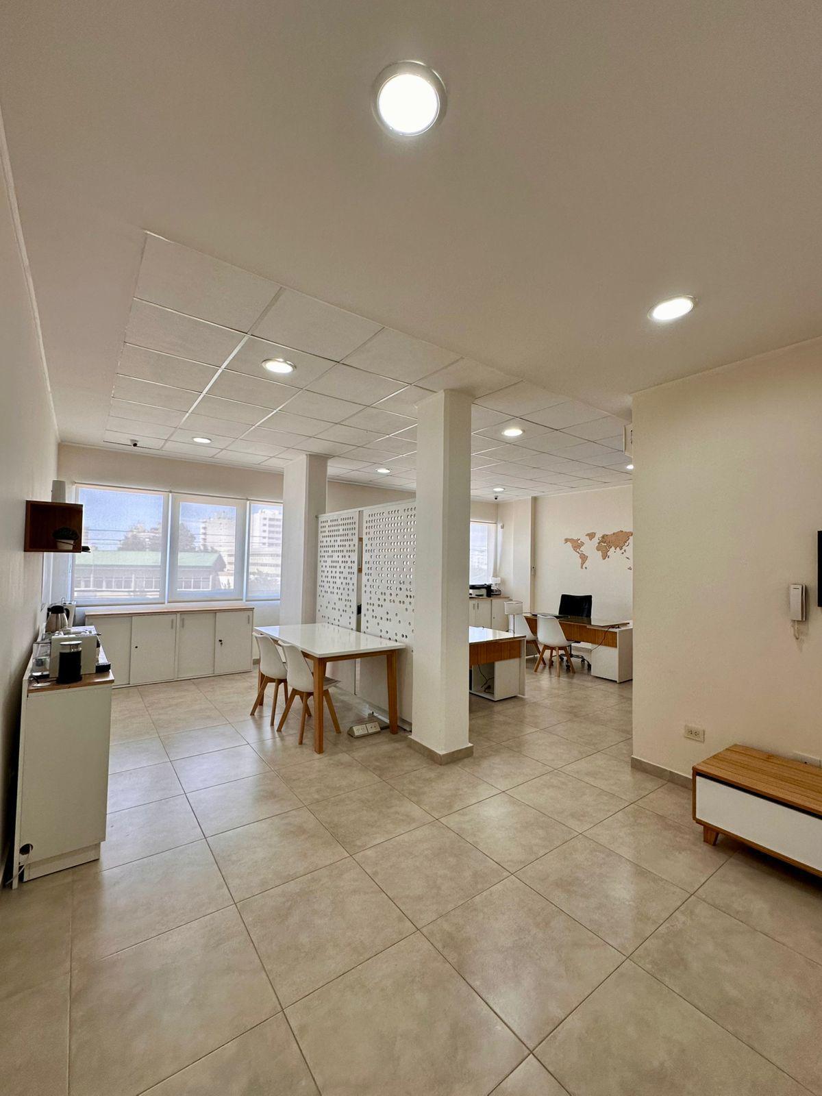 Moderna Oficina en venta  Sobre calle Gales, Trelew